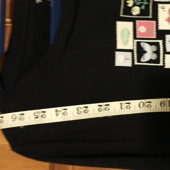 Talbots women's size L 3/4 cuffed sleeves postage stamp Tee - Picture 9 of 11